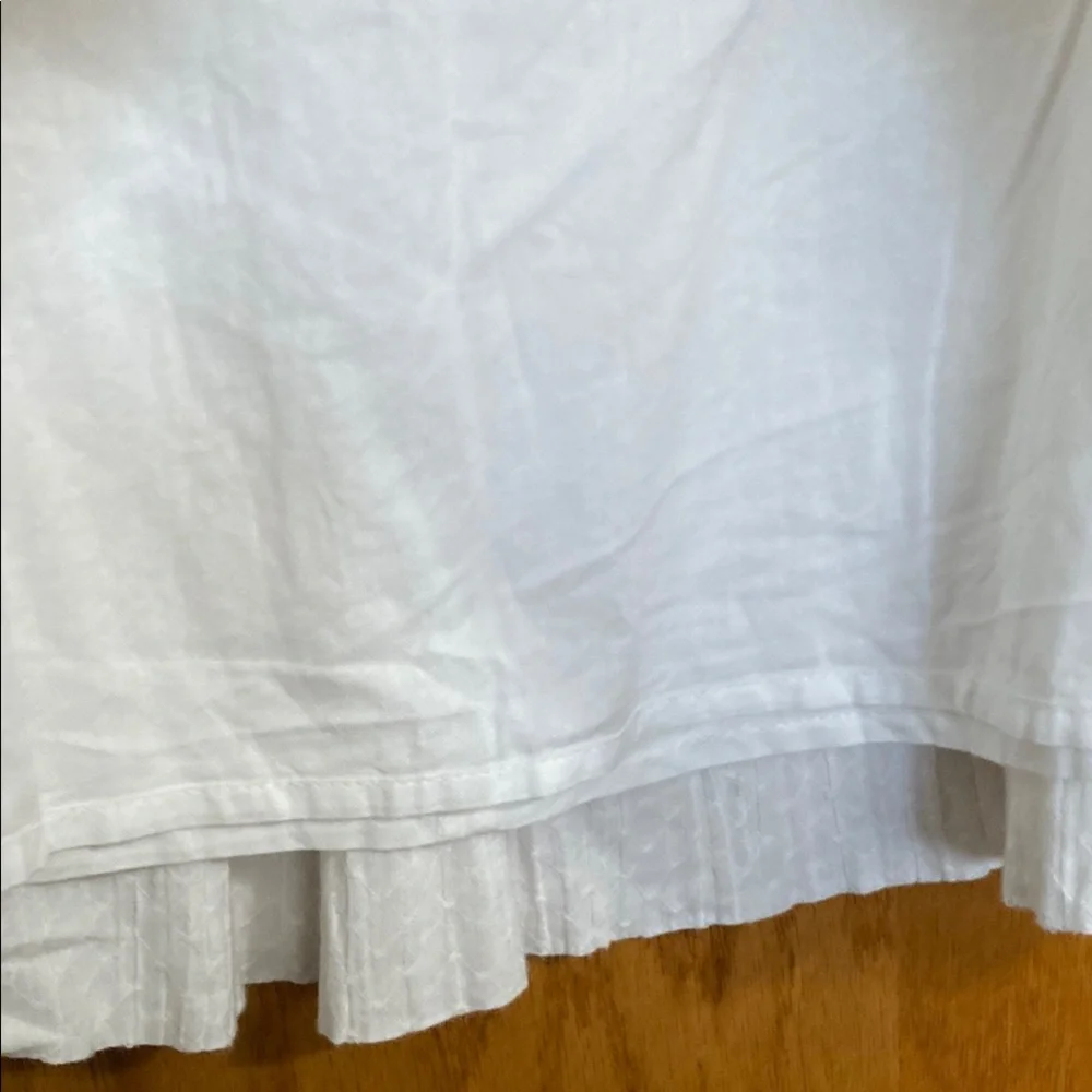 LOFT White Knee-Length Skirt with Pleated Design